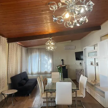 Roy House Prázdninový dům