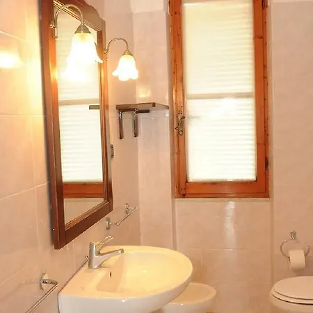 Roy House * Alghero