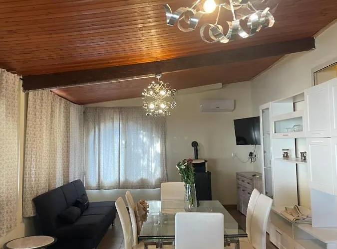 Roy House Дом отдыха